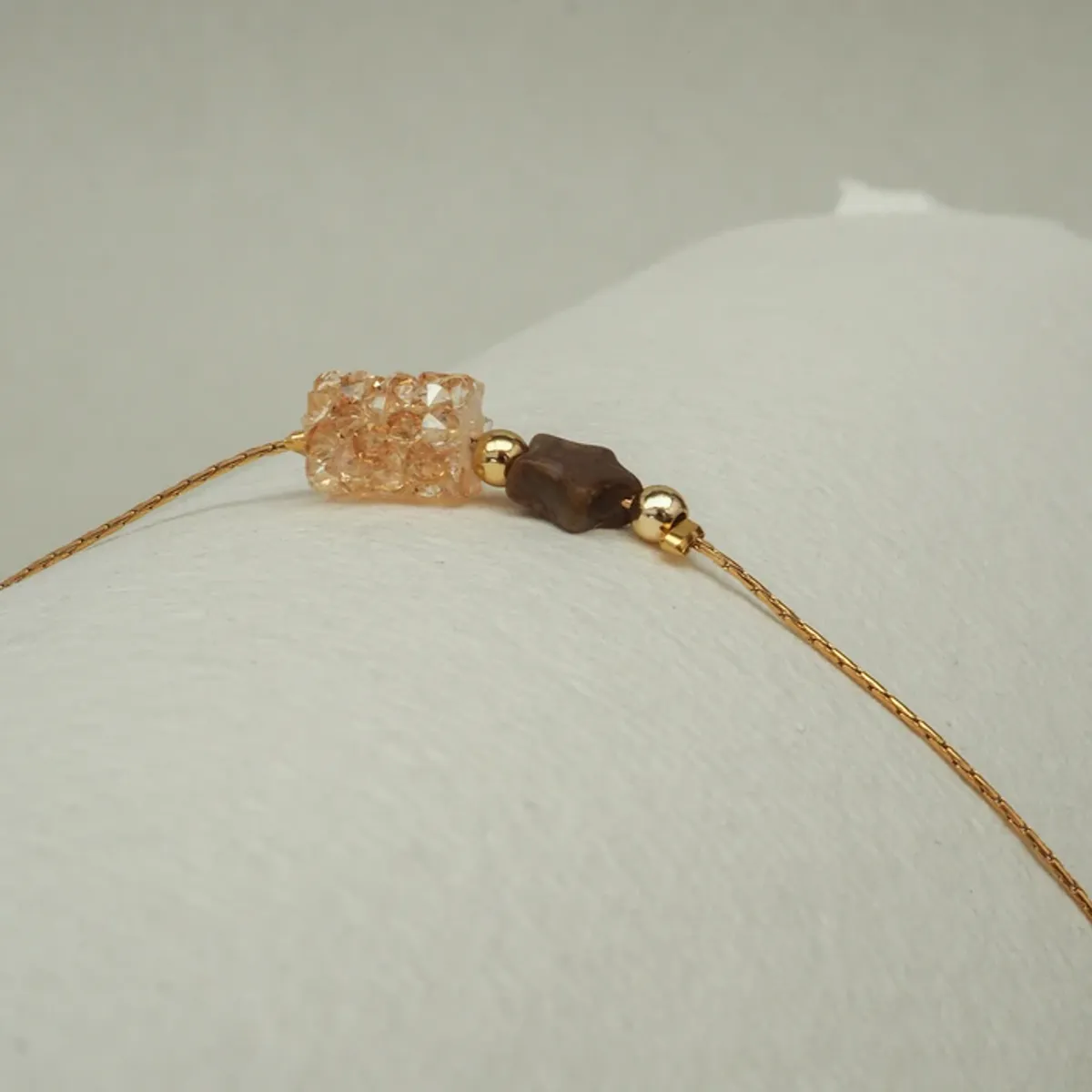 Dainty Mocha Mousse Star Twist Bracelet